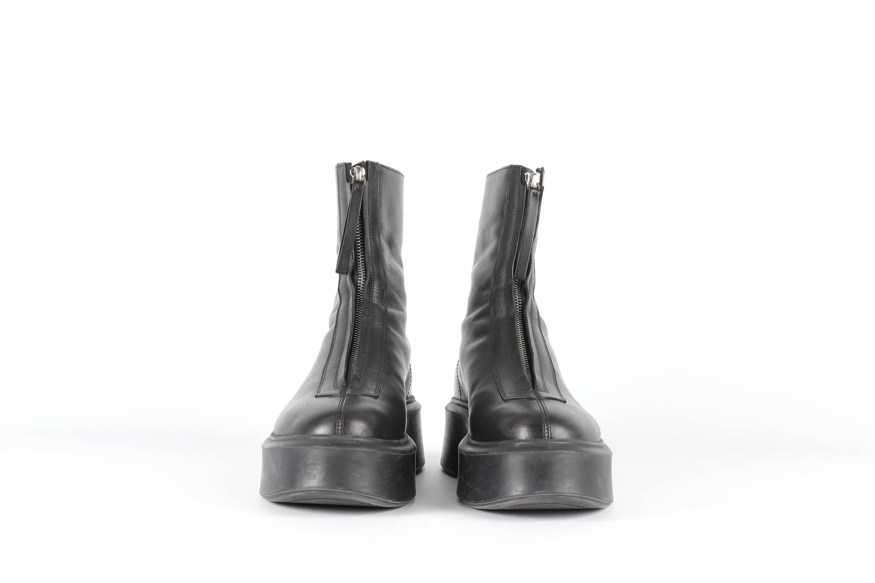 THE ROW BLACK LEATHER ANKLE BOOTS EU 39 UK 6 US 9 - Image 3