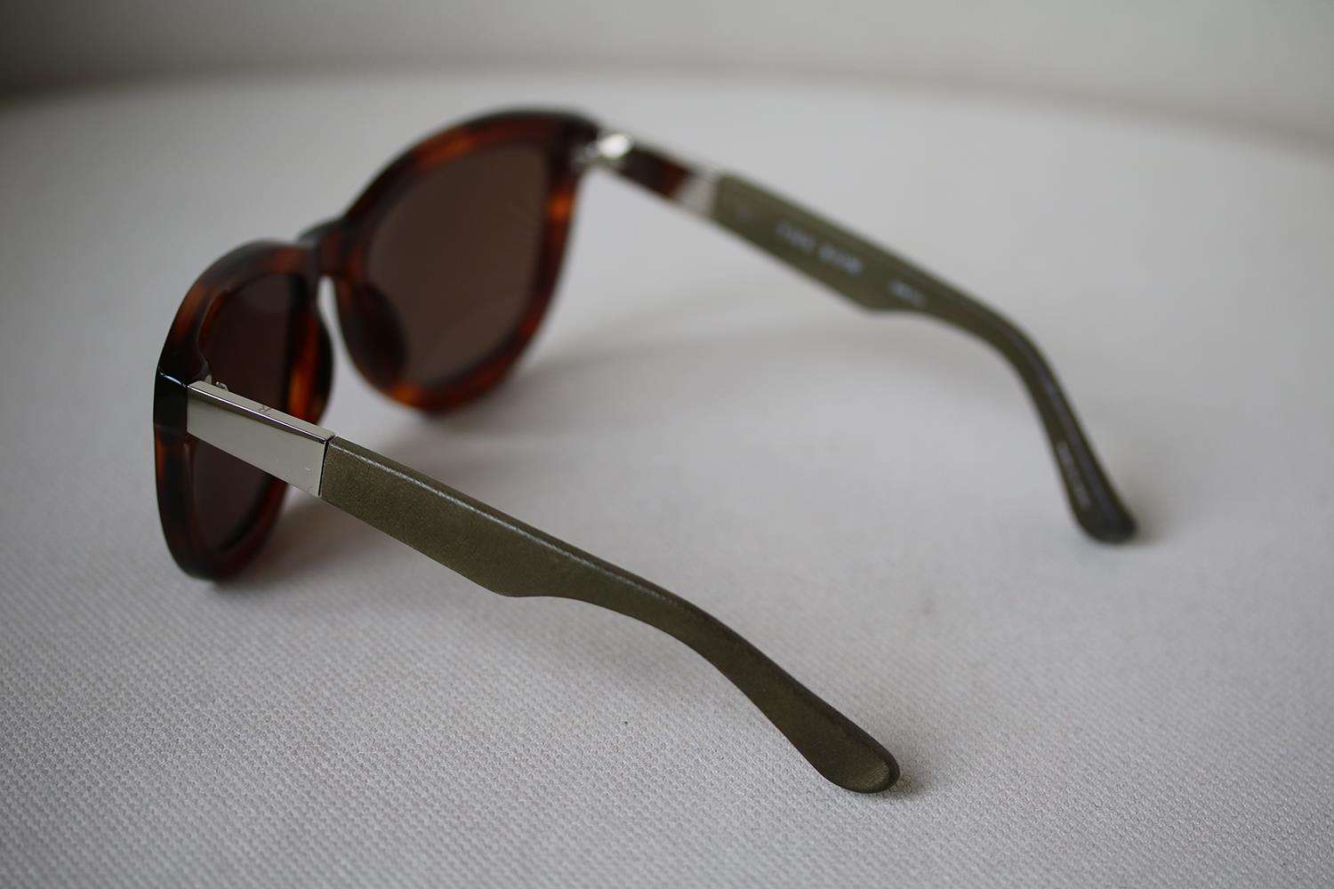 THE ROW OVERSIZE D FRAME SUNGLASSES - Image 4