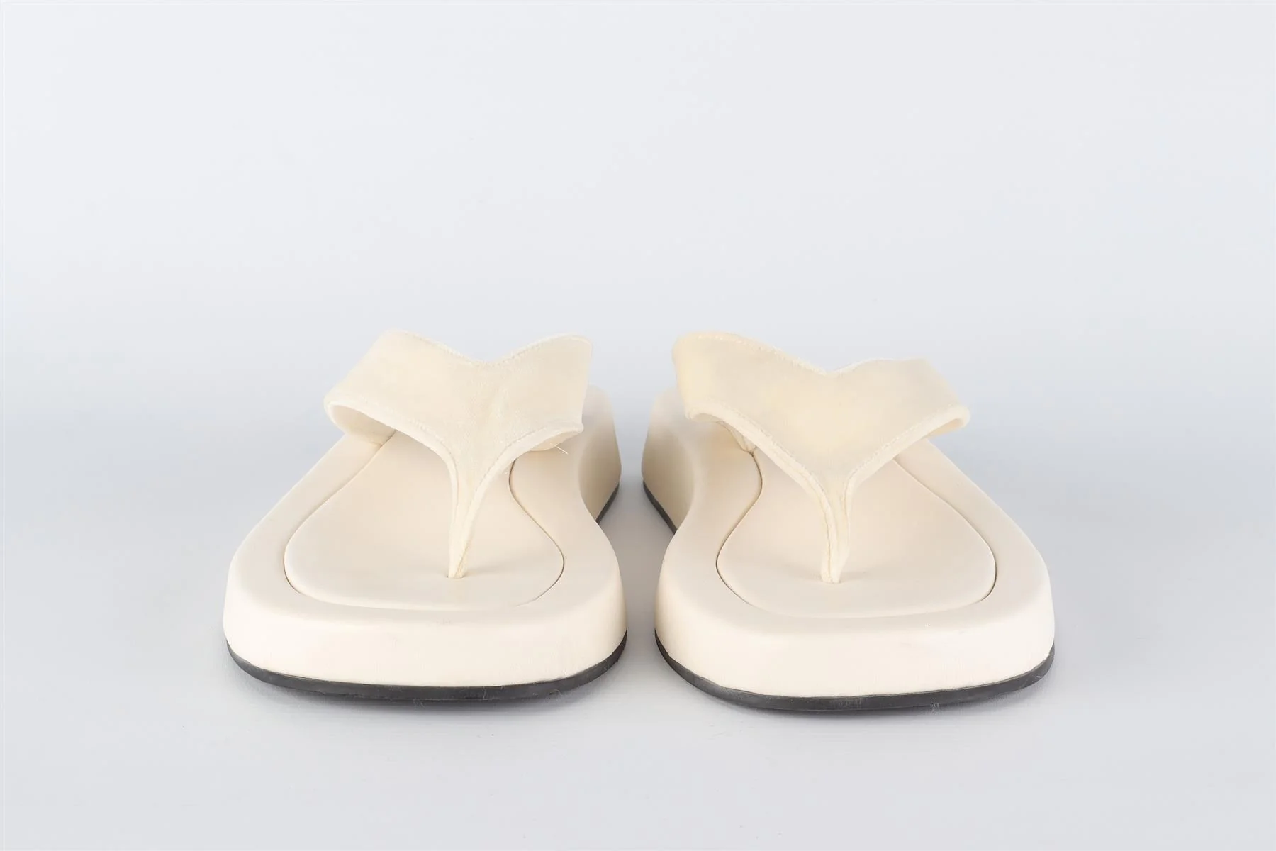 THE ROW WHITE GINZA LEATHER FLIP FLOPS EU 38.5 UK 5.5 US 8.5 - Image 3