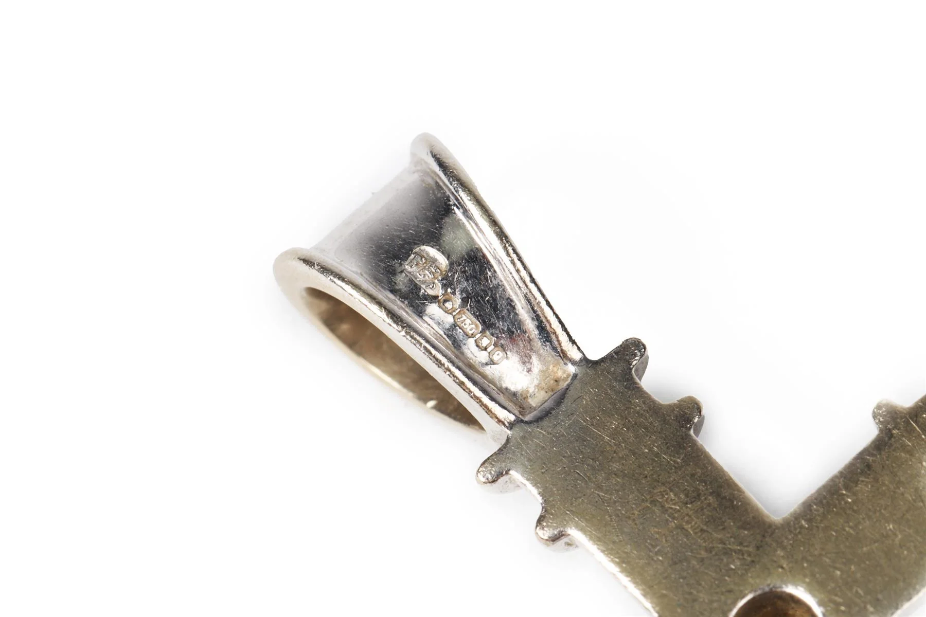 THEO FENNELL CROSS 18K WHITE GOLD AND DIAMOND PENDANT - Image 7