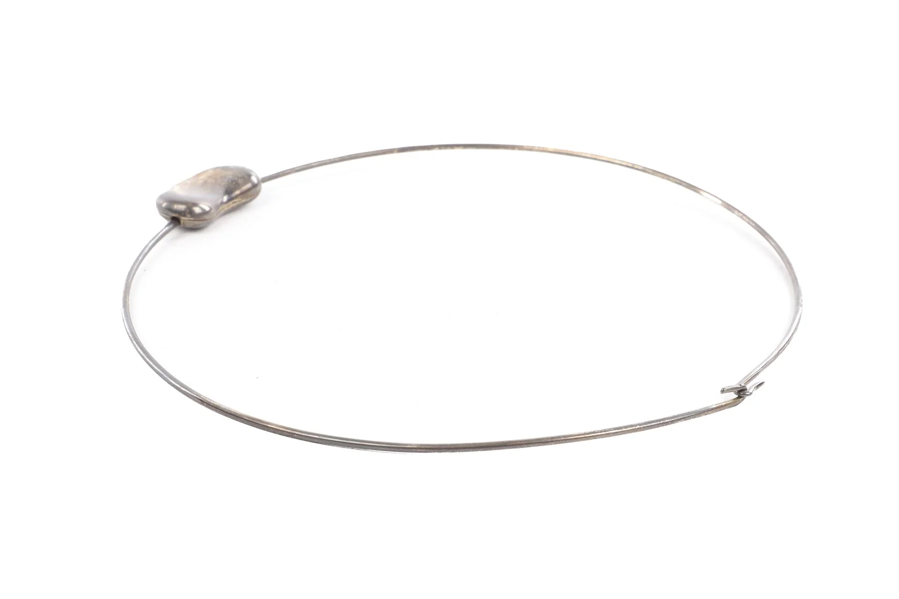 TIFFANY & CO. + ELSA PERETTI SILVER BEAN 26MM STERLING SILVER CHOKER - Image 8