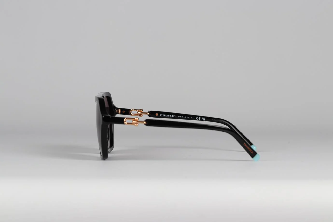 TIFFANY & CO HARDWEAR ACETATE SUNGLASSES - Image 4