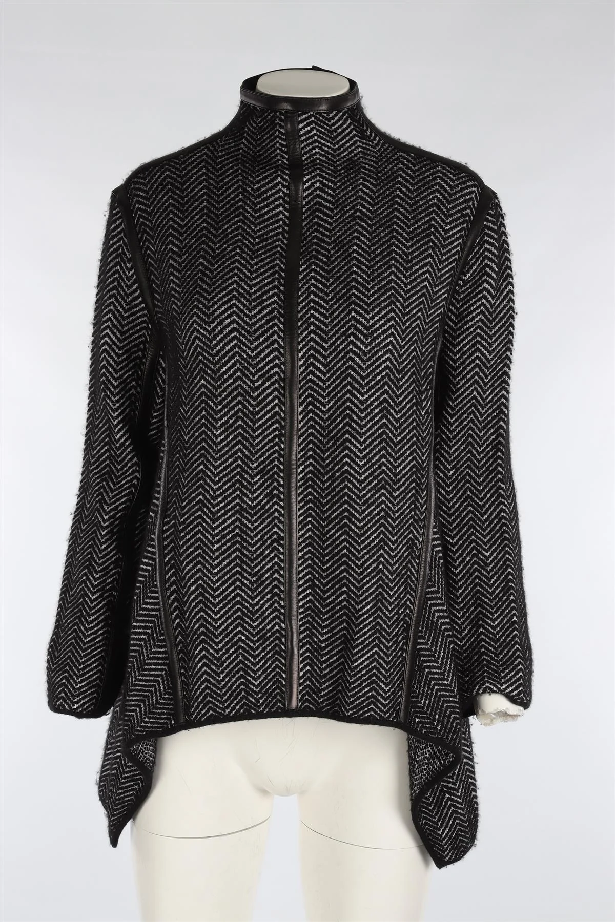 TOM FORD BLACK CASHMERE SWEATER XSMALL - Image 2