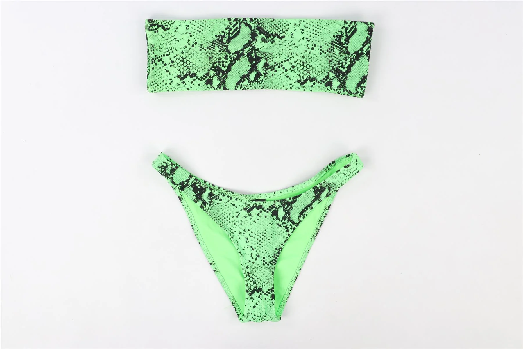 TRIANGLE GREEN BIKINI MEDIUM - Image 2