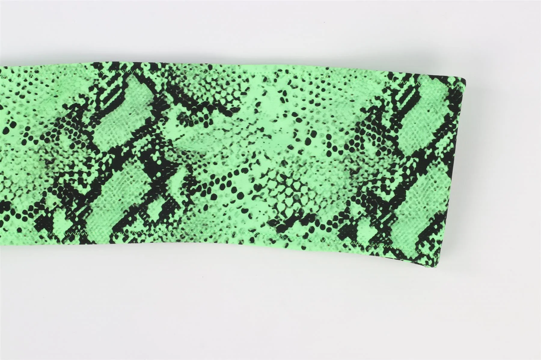 TRIANGLE GREEN BIKINI MEDIUM - Image 3