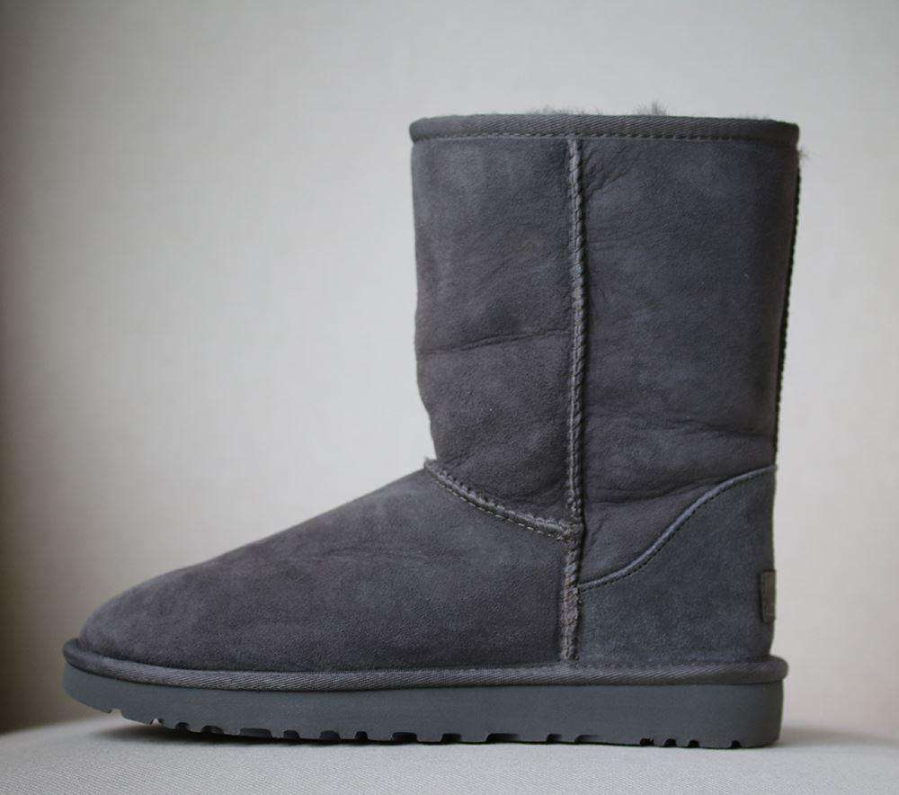 UGG AUSTRALIA CLASSIC SHORT II BOOTS EU 38 UK 5.5 US 7 - Image 3