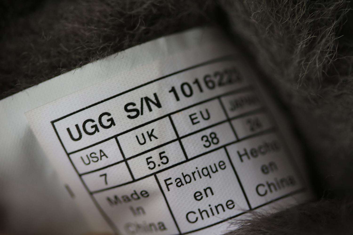 UGG AUSTRALIA CLASSIC SHORT II BOOTS EU 38 UK 5.5 US 7 - Image 5