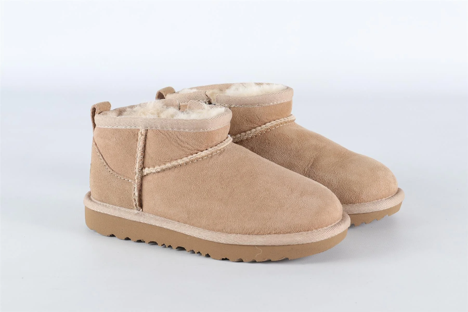 UGG BEIGE KIDS GIRLS BOOTS EU 28.5 UK 10 US 11 - Image 2