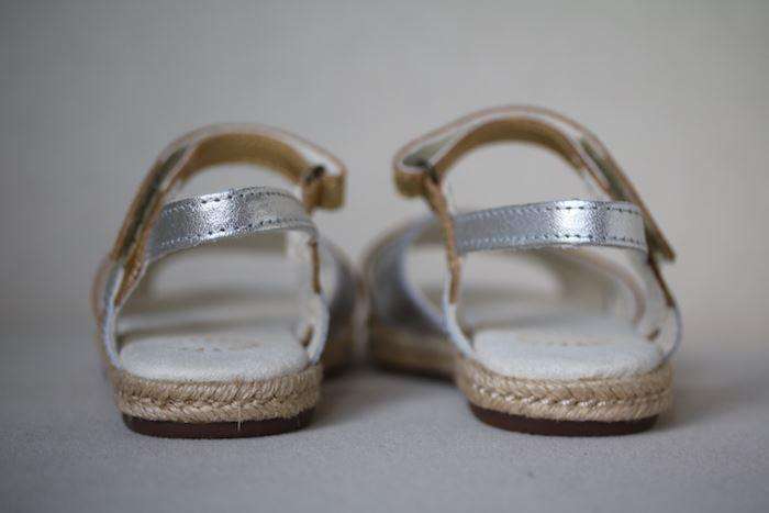UGG KIDS GOLD & SILVER ADDILYN SANDALS EU 26 UK 8 - Image 3