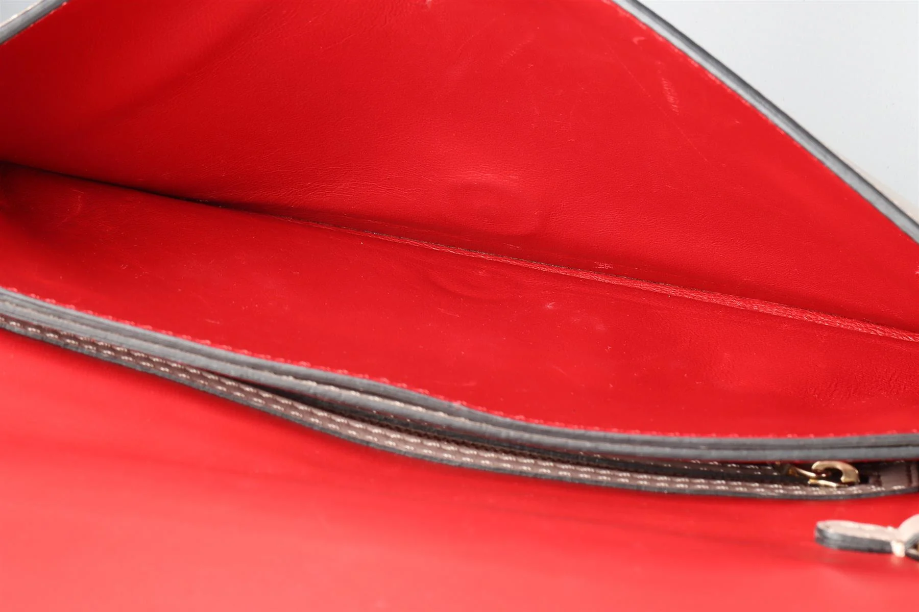 VALENTINO GARAVANI PINK ROCKSTUD LEATHER CLUTCH - Image 11