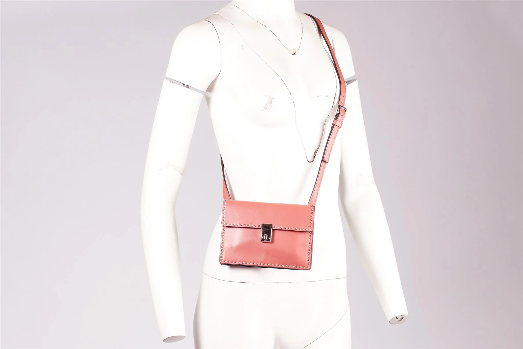 VALENTINO ROCKSTUD LEATHER SHOULDER BAG - Image 8