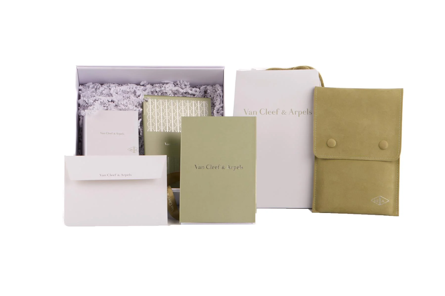 VAN CLEEF & ARPELS SWEET ALHAMBRA 18K YELLOW GOLD AND MOTHER OF PEARL NECKLACE - Image 10