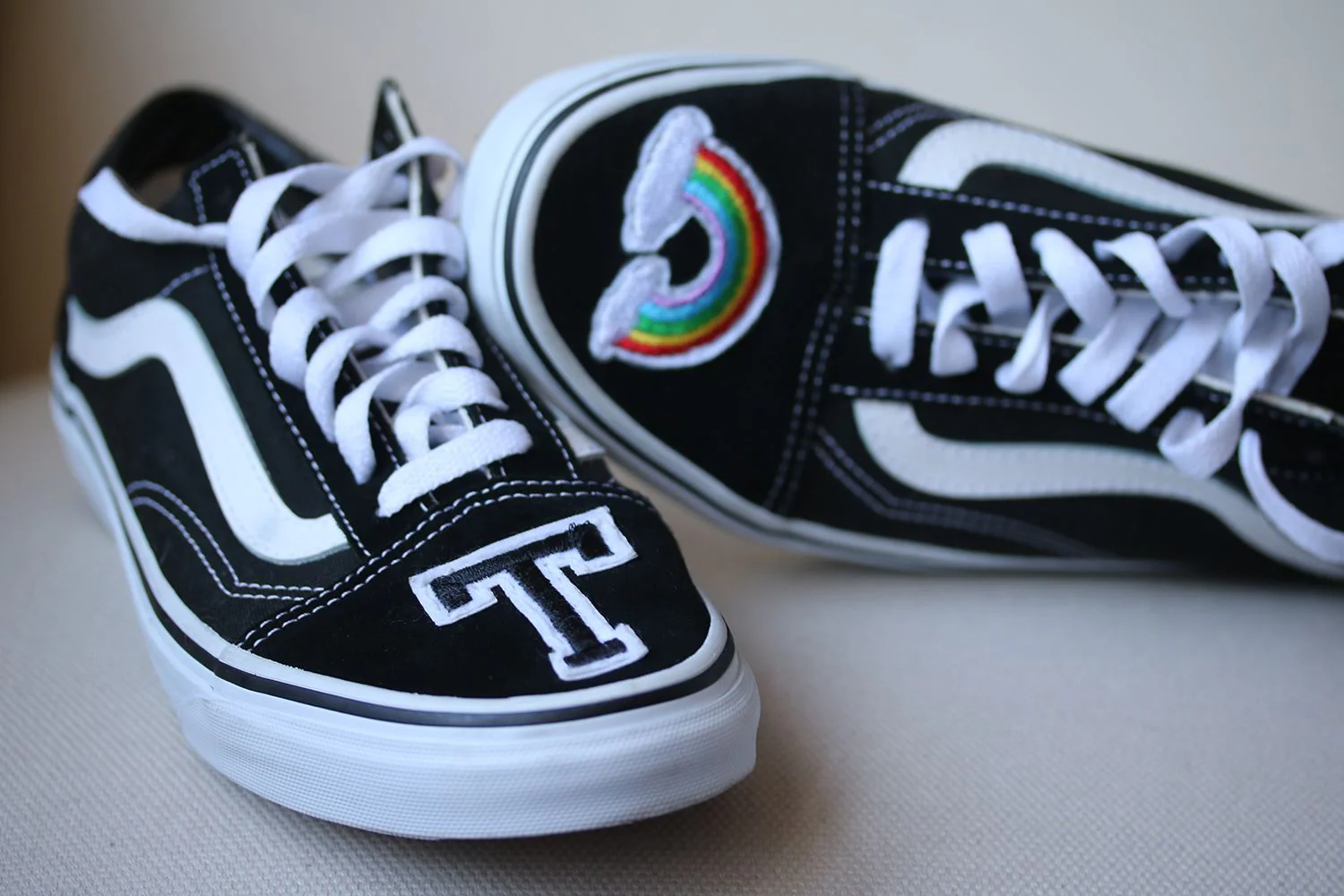 VANS OLD SKOOL EMBROIDERED CUSTOM SNEAKERS EU 38.5 UK 5.5 US 8 - Image 7