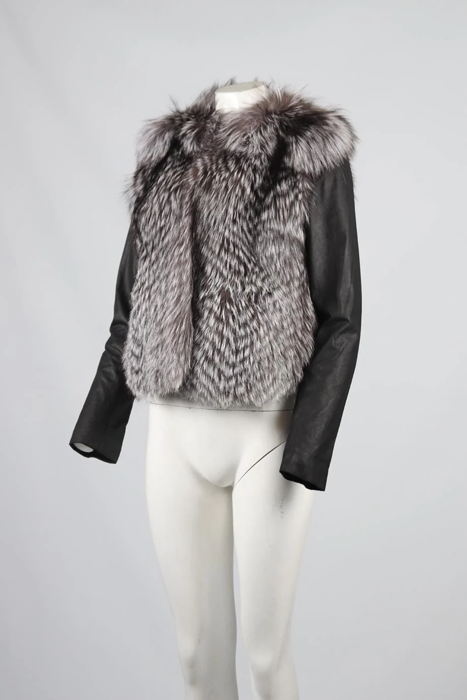 VINCE FOX FUR AND LEATHER JACKET MEDIUM - Image 3