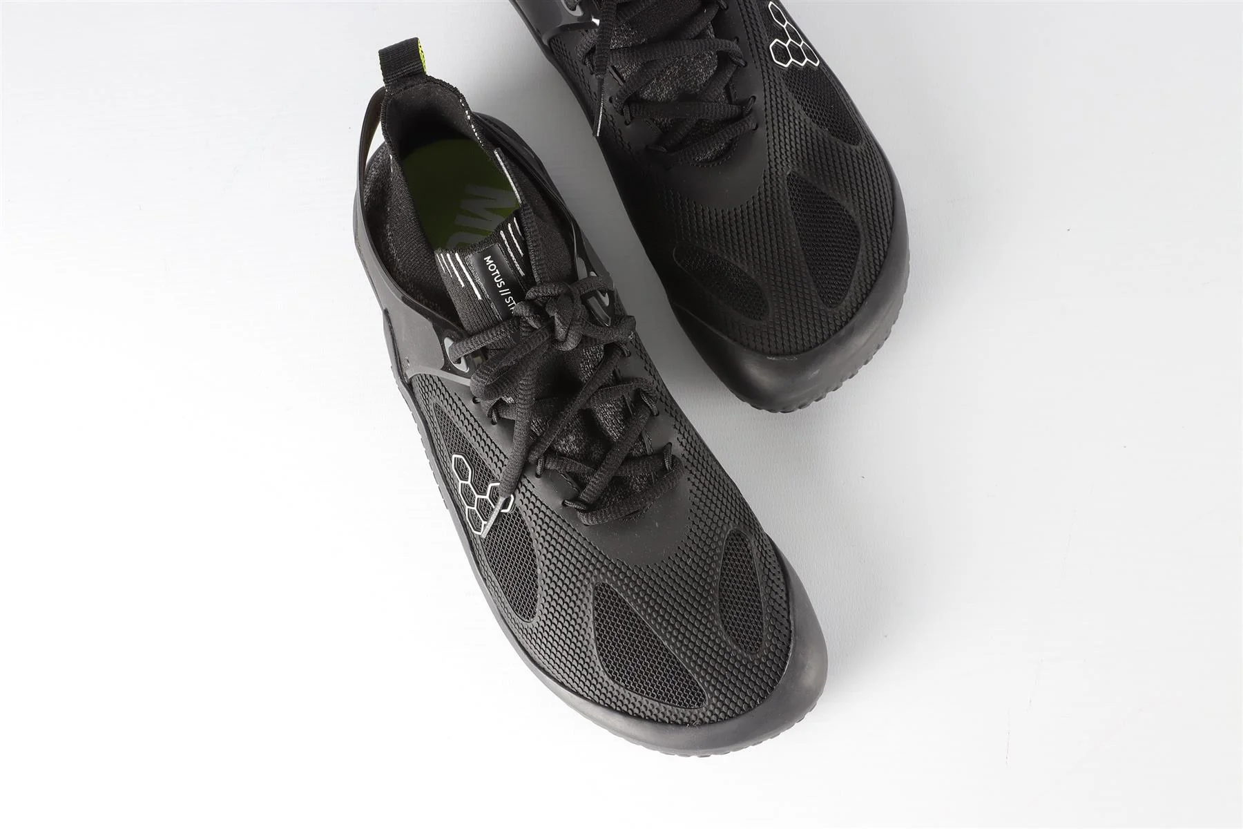 VIVOBAREFOOT BLACK MESH SNEAKERS EU 39 UK 6 US 9 - Image 4