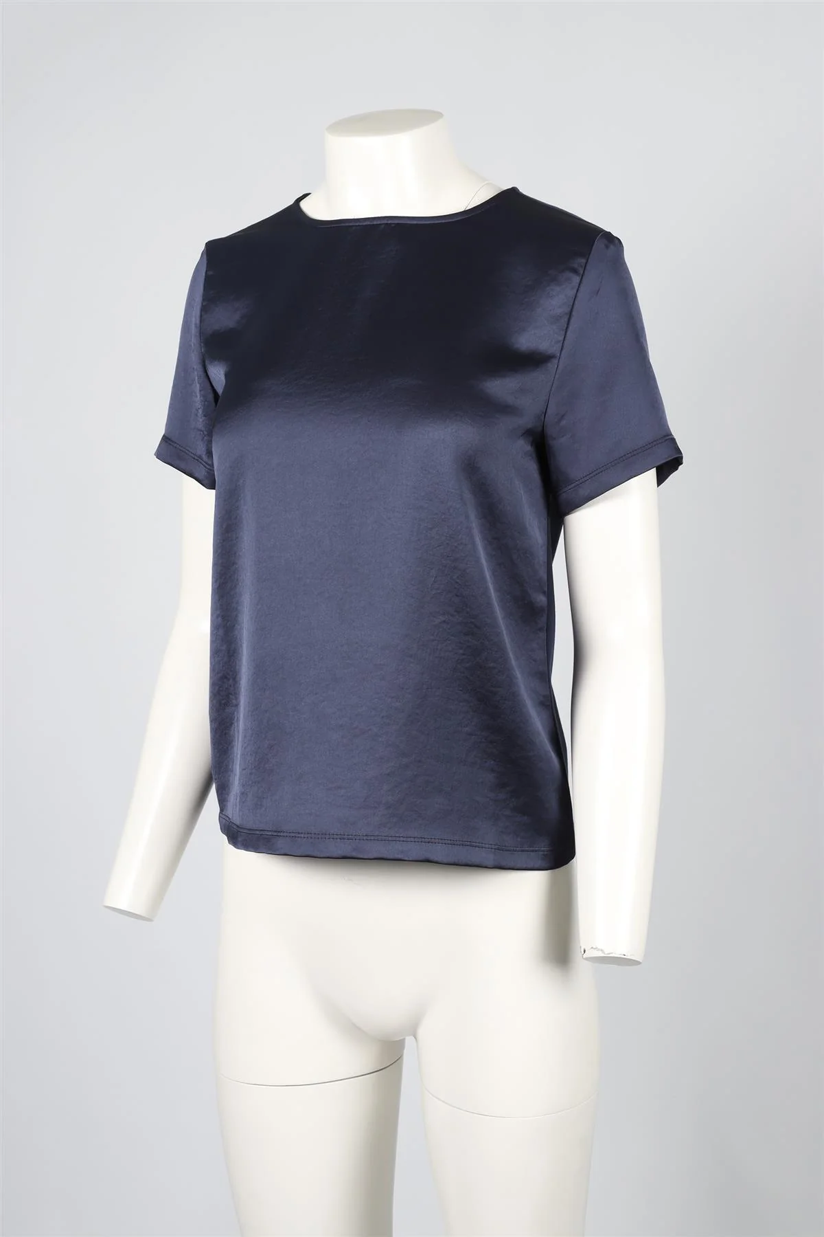 WEEKEND MAX MARA NAVY SATIN TOP SMALL - Image 3