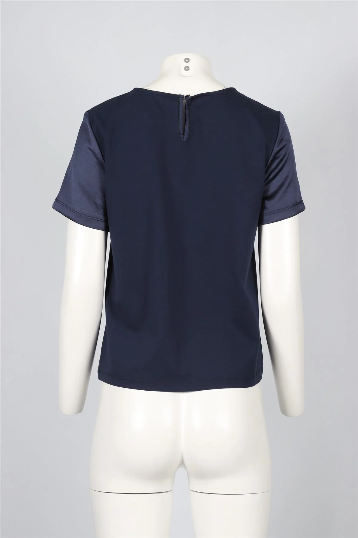 WEEKEND MAX MARA NAVY SATIN TOP SMALL - Image 4