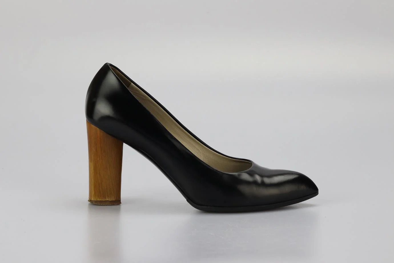 YVES SAINT LAURENT LEATHER PUMPS EU 38 UK 5 US 8 - Image 2